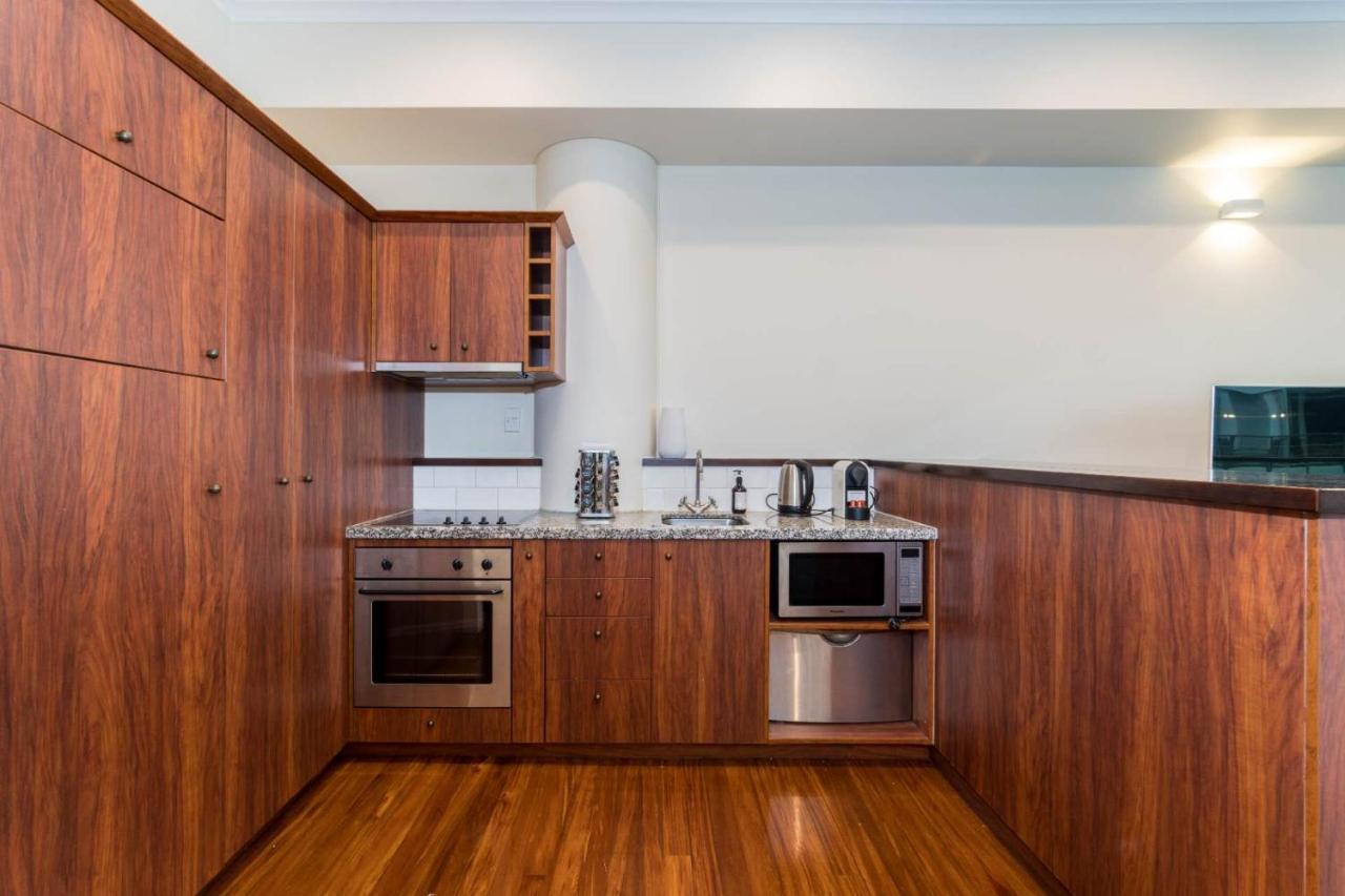 Waterfront Seaview Hotel Apartment - Same Building Block As Auckland Hilton Экстерьер фото
