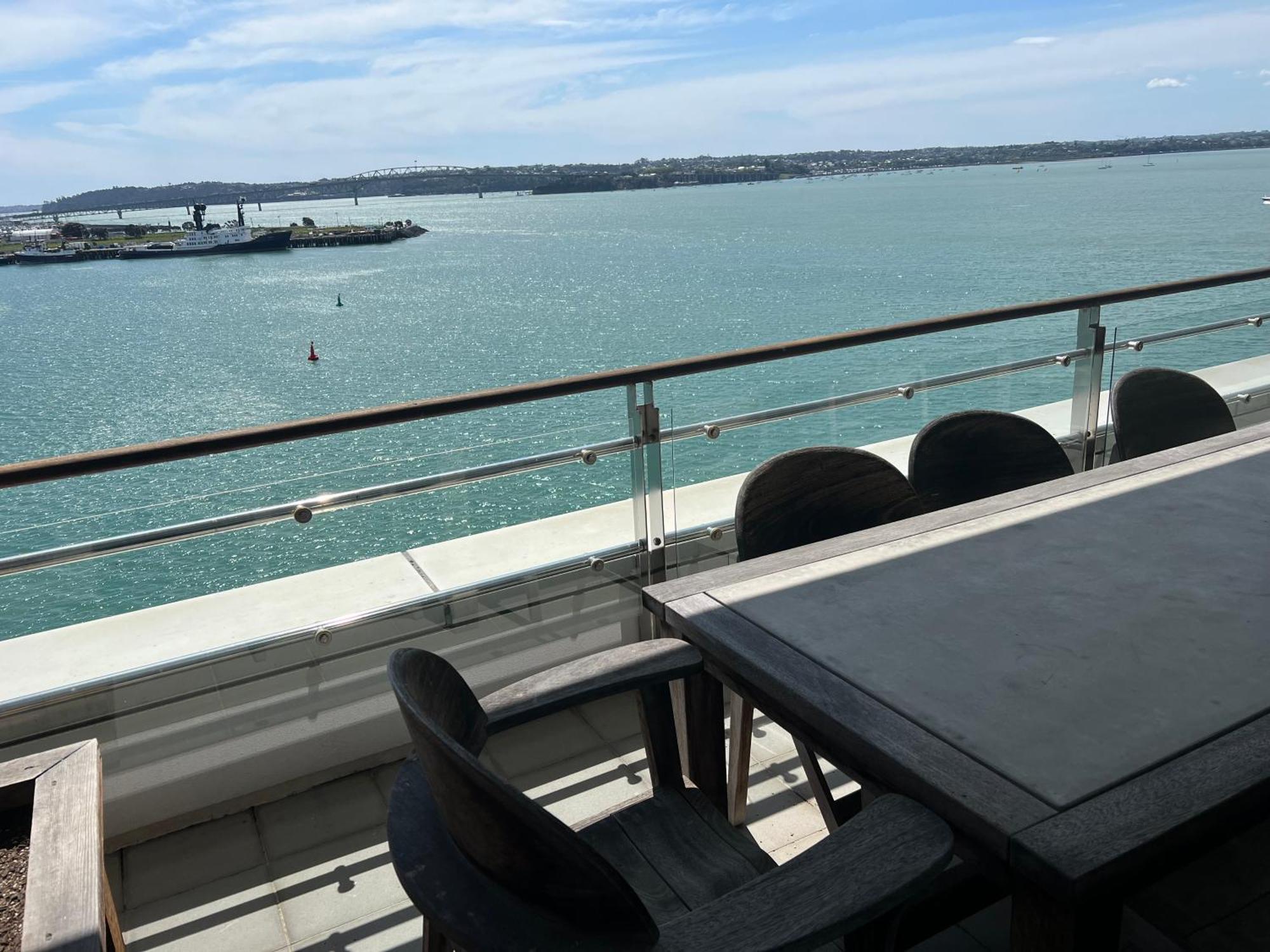 Waterfront Seaview Hotel Apartment - Same Building Block As Auckland Hilton Экстерьер фото