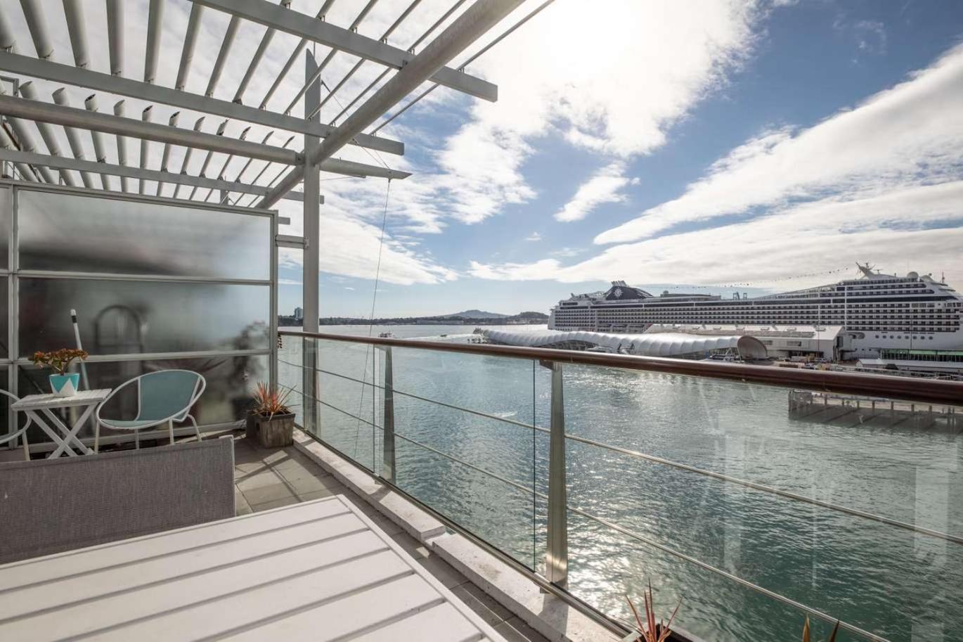Waterfront Seaview Hotel Apartment - Same Building Block As Auckland Hilton Экстерьер фото