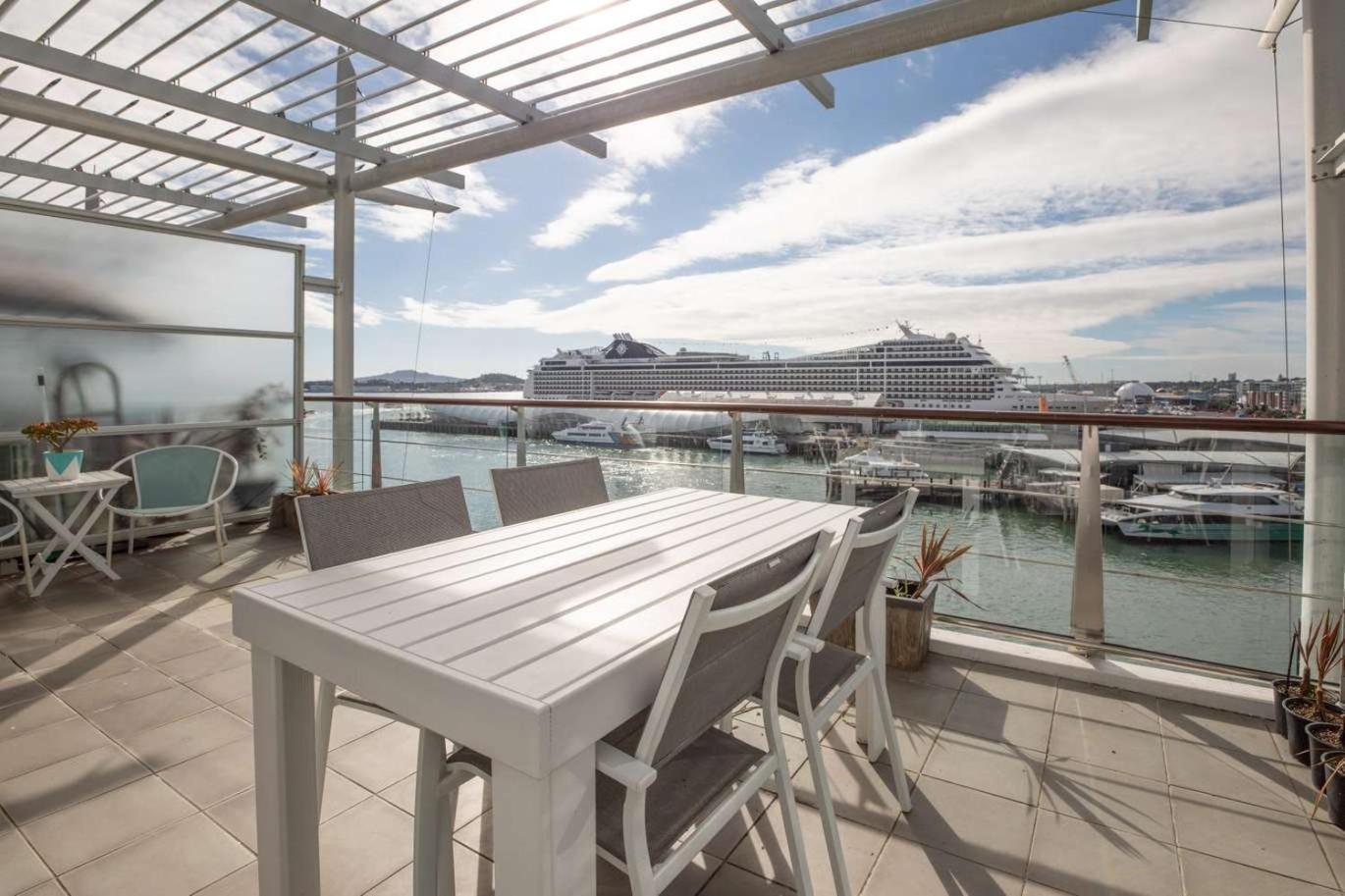 Waterfront Seaview Hotel Apartment - Same Building Block As Auckland Hilton Экстерьер фото